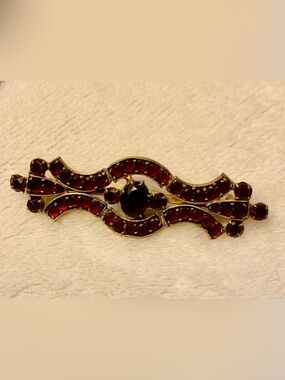 Antique Bohemia garnet brooch from 1930-40